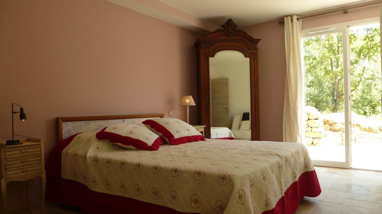 Le Vallon Des Oliviers Montauroux Ngoại thất bức ảnh